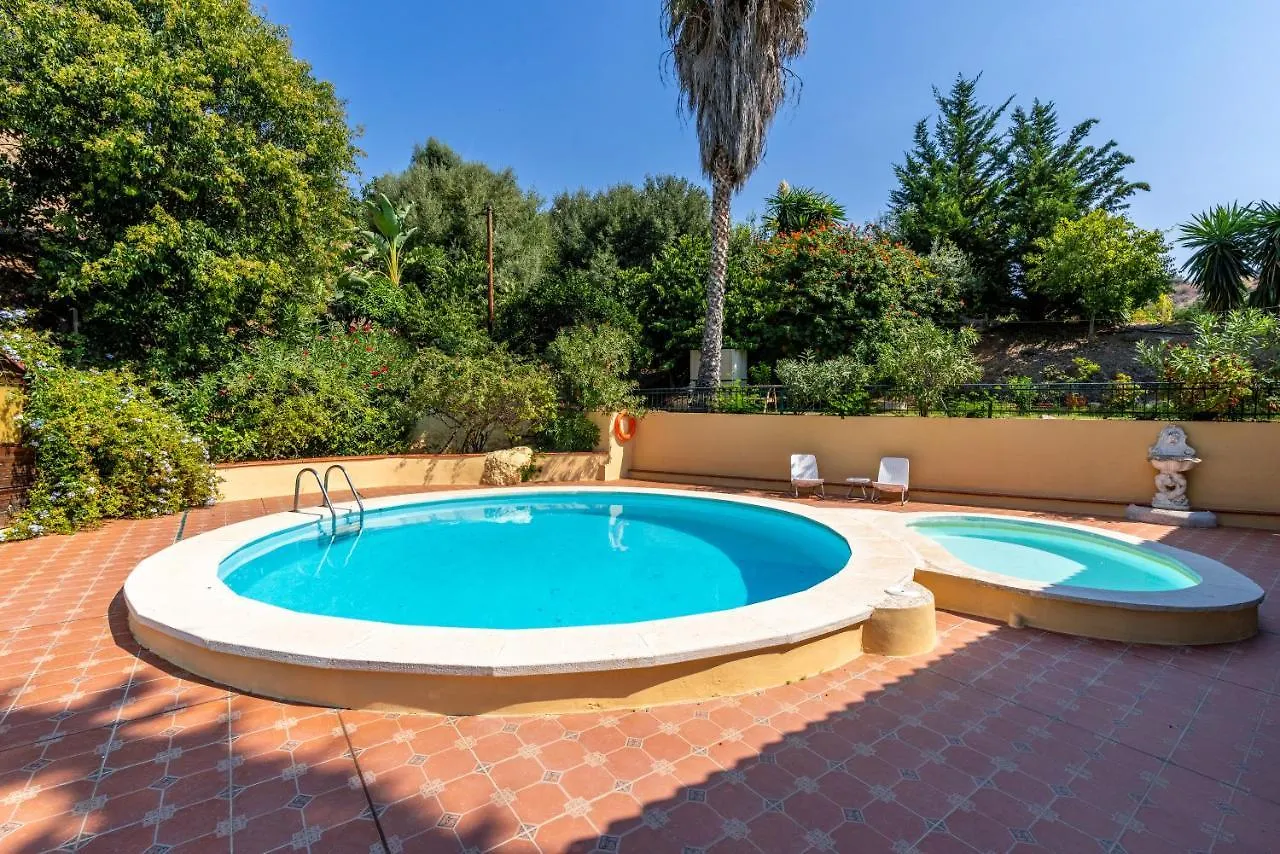 New House In Malaga Nature Feriehus